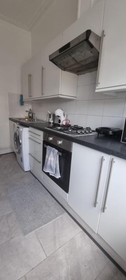 Cricklewood Broadway Guest Home London Ngoại thất bức ảnh